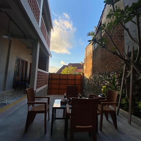 Br Bed N Bfast Bed and Breakfast Uluwatu Buitenkant foto